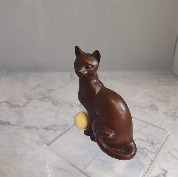 Franklin Mint Curio Cabinet Cat - Third Collection Art Deco brown metal w ball - Picture 2 of 7